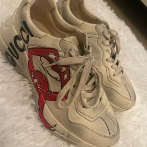 Authentic Woman’s Gucci sneakers. Size 38 1/2